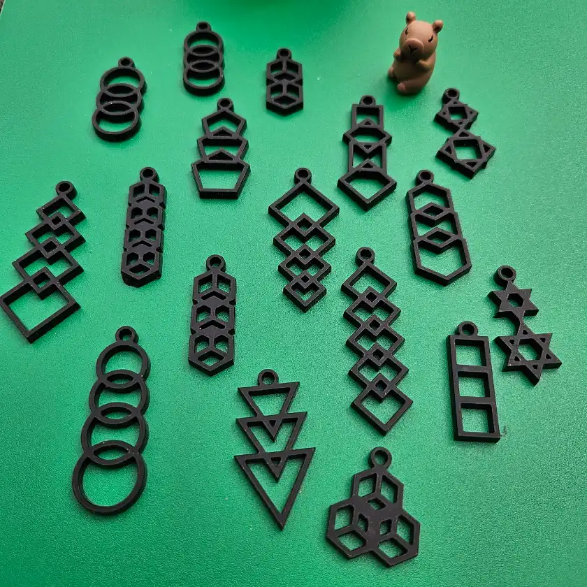 Chained Geometric Earrings Set